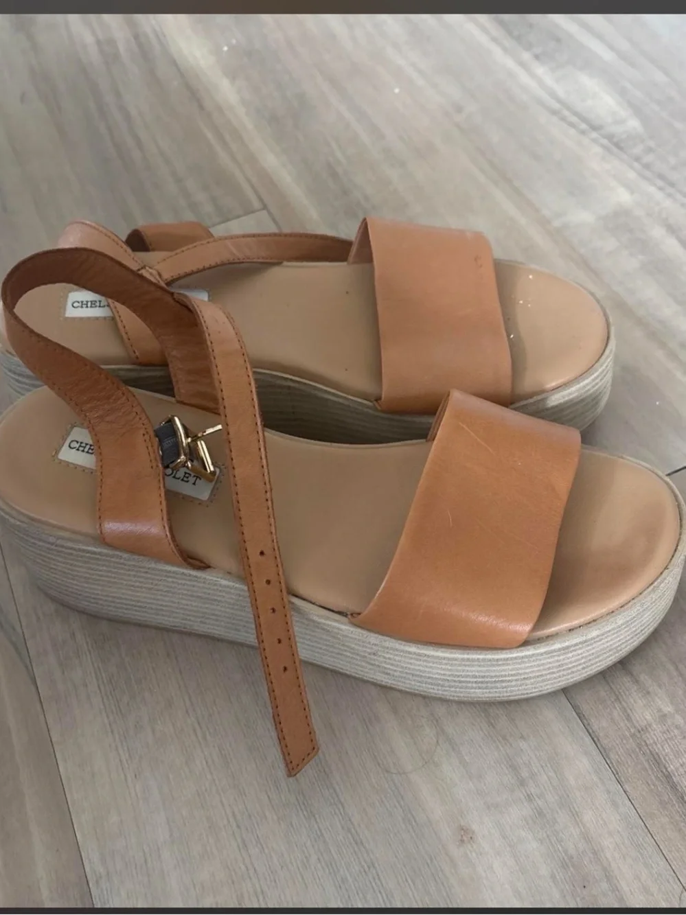 Women’s Tan Platform Sandal - Comfortable Everyday Style
